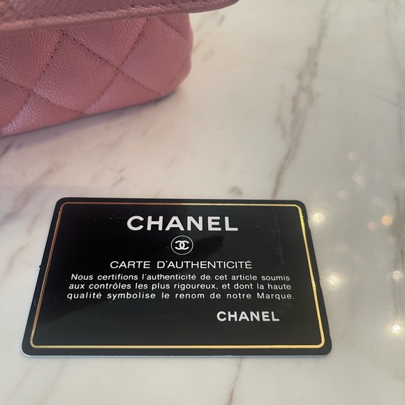 🦄Chanel pink iridescent - Picture 7 of 7